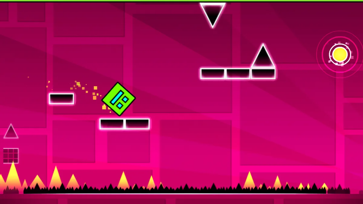Partida de teste ao Geometry Dash Lite: o cubo salta sobre uma fila de picos num nível de fundo magenta